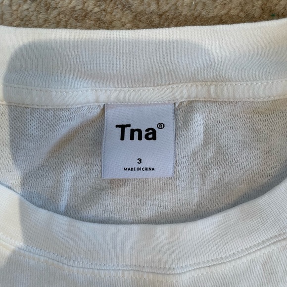 Aritzia TNA tour cropped tee, white size 3 - Picture 3 of 3